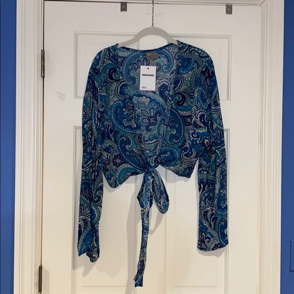 Paisley tie top!